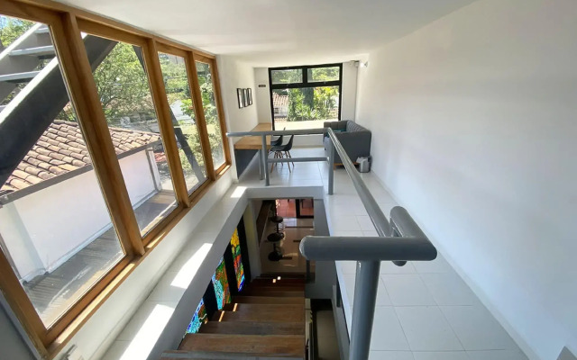 Ayenda 1224 Pixel House