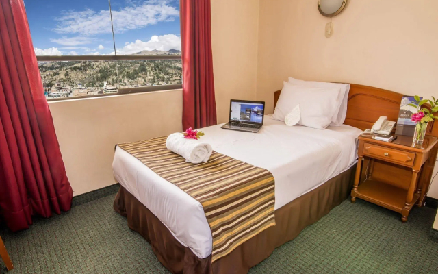 Arawi Pastoruri Hotel