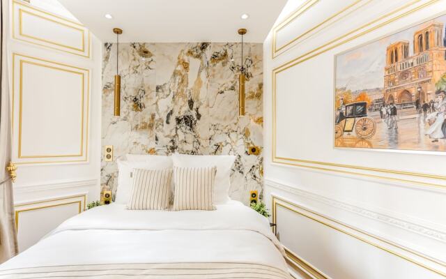 Luxury 2 Bedroom Apartment Eiffel Tower