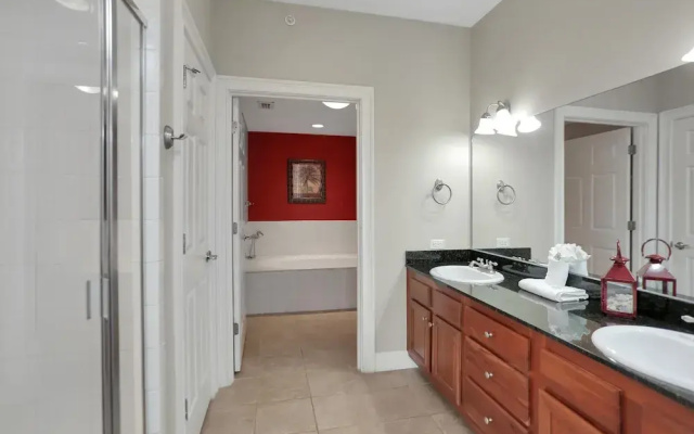 Paradise Shores 310