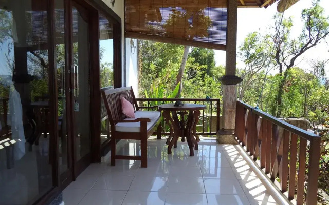 Warung Ary & Home Stay