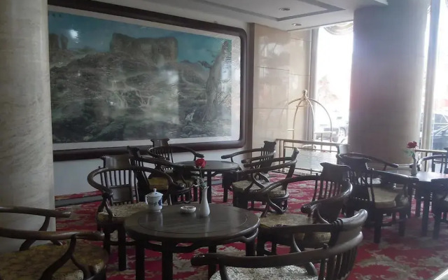 PAI Hotel Chengde Pingquan Central Square