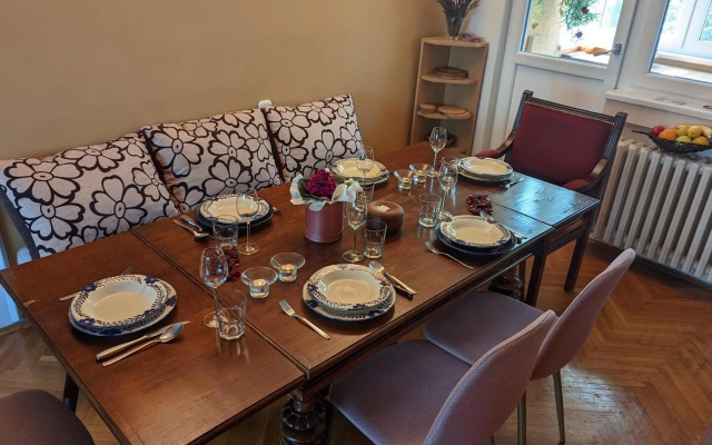 City Center, Danube & Fortress, 3 bdrm 1.5 bath