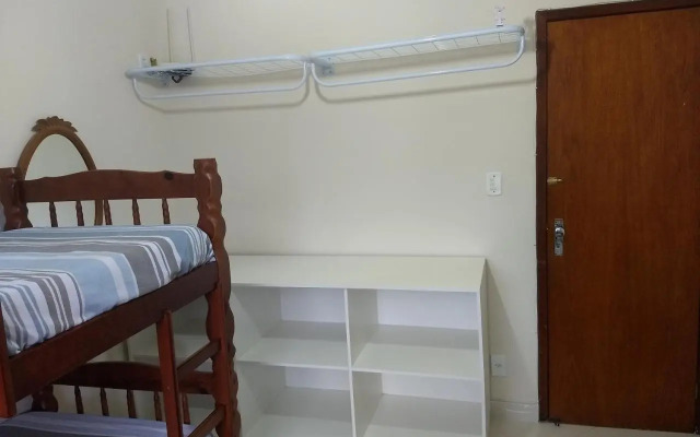 4 quartos na quadra da praia do forte