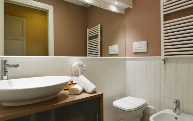 * 1 * 7 * 4 * Via Roma, Rooms Breakfast, B&B