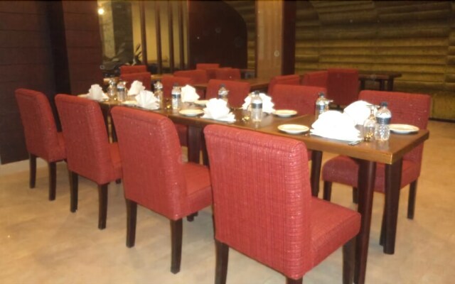 Hotel Holiday Villa