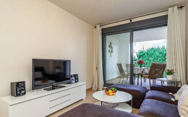 Lovely Apartment in Alamar Near the Beach Ref 108