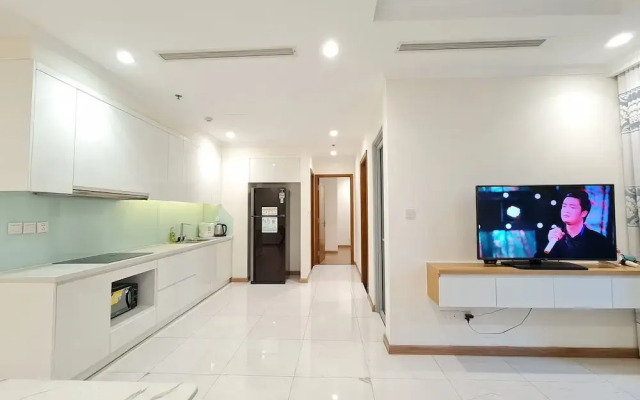 DongDong LUX APT - Vinhomes Central Park