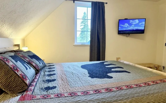 Rf12 Flathead River Haven