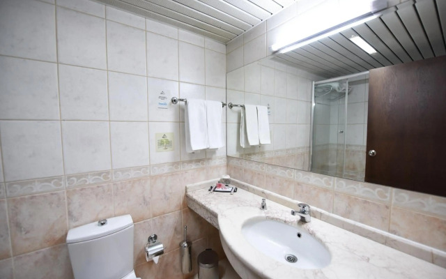 Asal Hotel