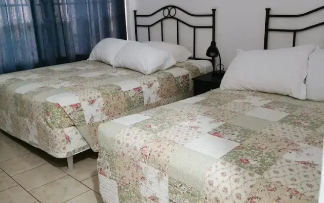 Hotel Flowers
