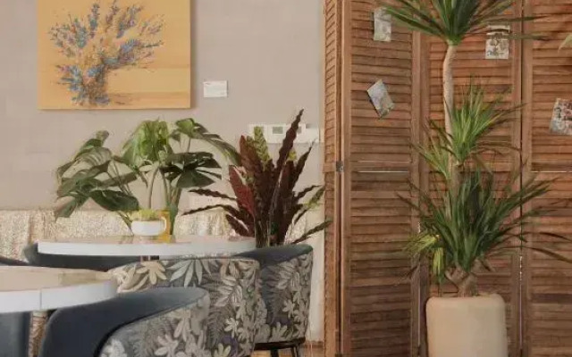 Hetian Yueshe Qingyang Resort Hotel