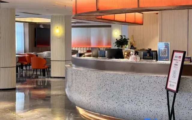 QingFeng Hotel