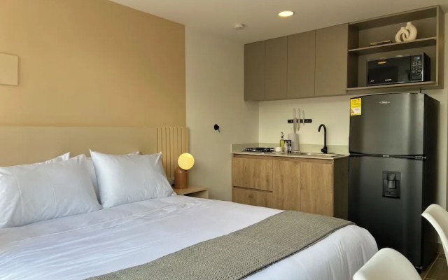 Oliving in Laureles by Wynwood House