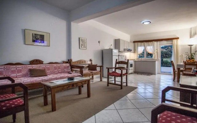 Alexandros Apartments