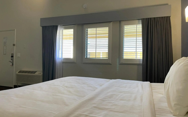 Hotel Solares
