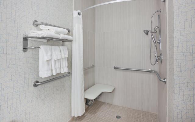 Holiday Inn Express Hotel & Suites Dickinson by IHG