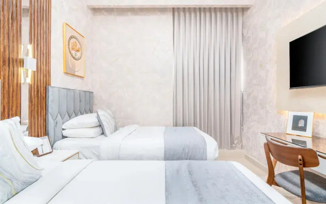 GLOBALSTAY. Creek Horizon Tower 2