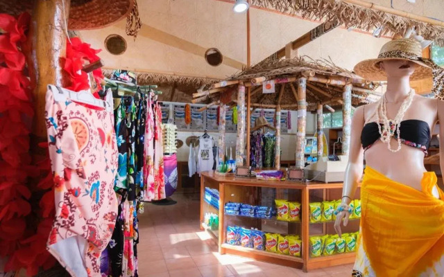 Beachcomber Island Resort