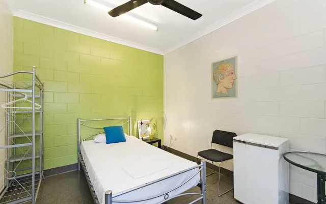 Adventurers Resort - Hostel