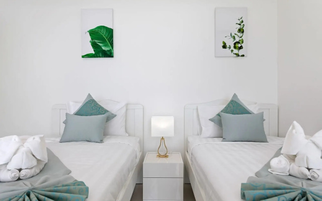 Luxus & Stylish Villa Blue May
