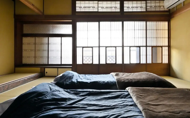 Yuzan apartment Sanjo