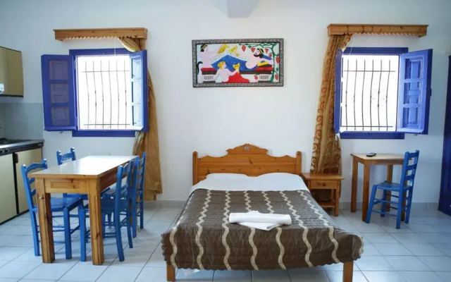 Studios Apartments Kapetanios