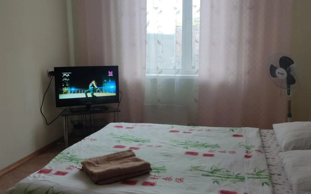 Apartments on 40 let Pobedy street 118