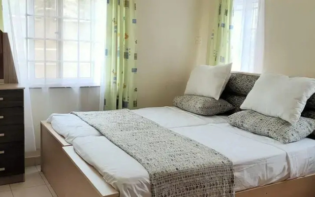 Azanza Mtwapa Holiday Home-B