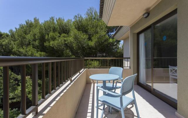 Aparthotel Cala Guya