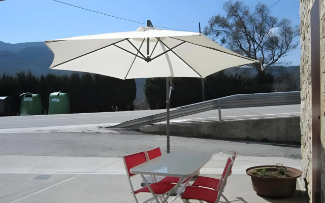 Restaurante y Alojamiento Can Mach