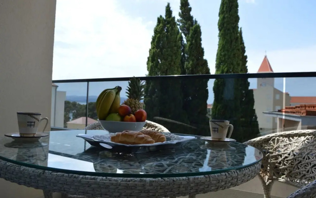 Apartments Jakov
