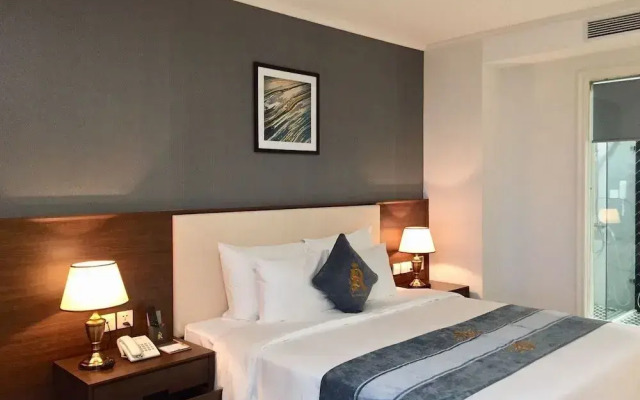 Rex Quang Binh Hotel