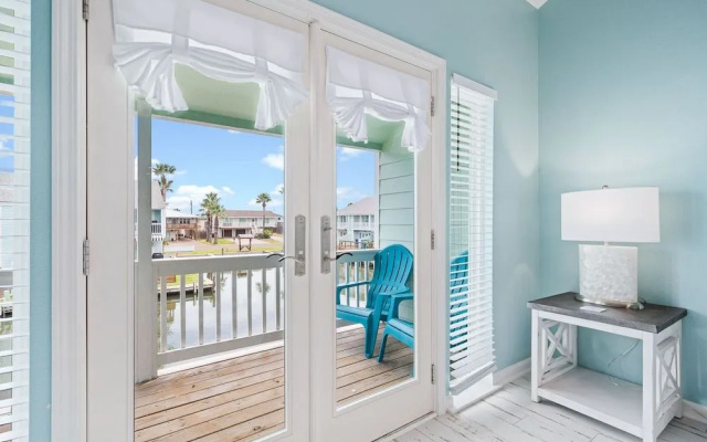 Coastal Bliss by Miss Kitty’s
