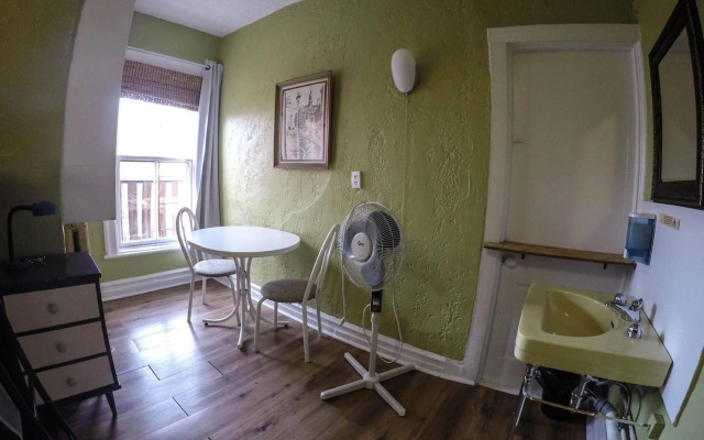 Auberge du Plateau - Hostel