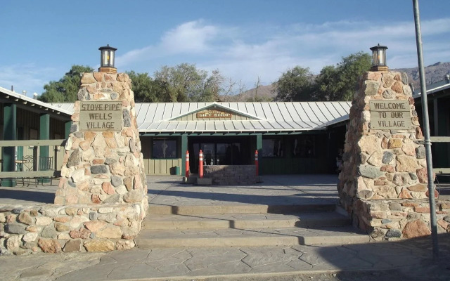 Stovepipe Wells Village Hotel - Inside The Park