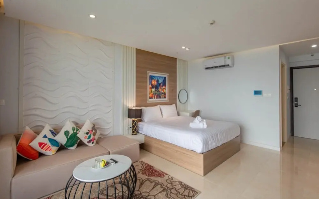 Sunny Vinhome D'Capital Hanoi