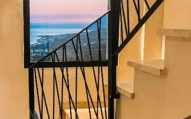 Gogo's Boutique Hotel
