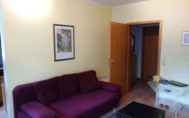 Tolstov-Hotels Big 2 Room Roßstrasse Apartment