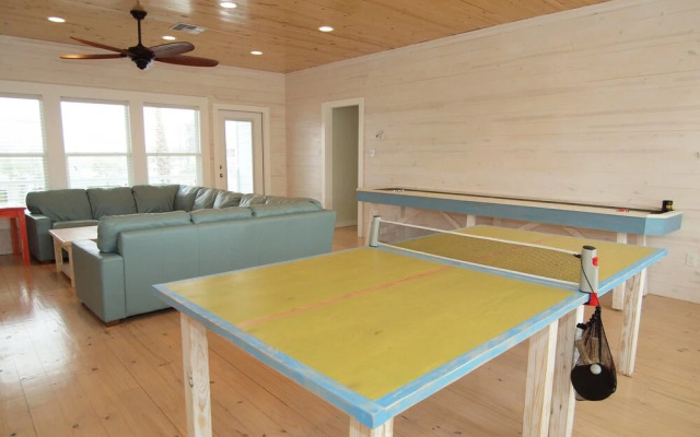 Beach Club Clubhouse 1