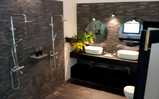 9Provinces Suite 4567