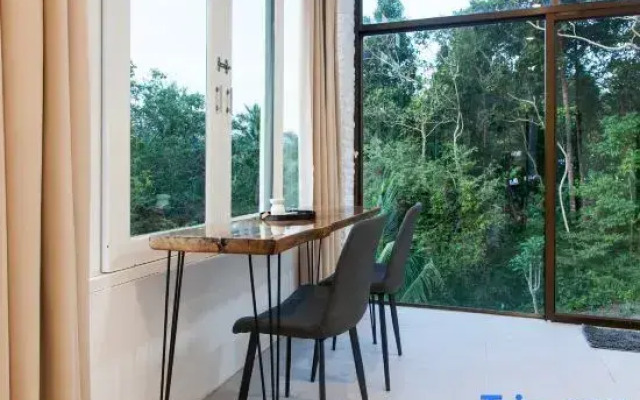 Villa Archie 1st fl.