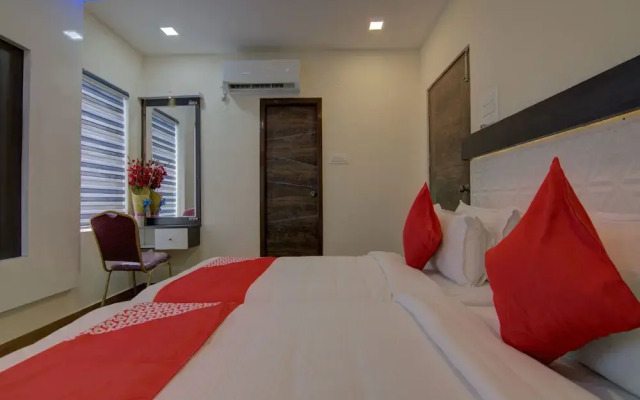 OYO 16879 Hotel Woodland