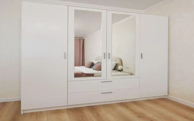 Apartment on 109/6 Nansen Street-1