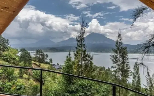 My Hill Eco-Lodge