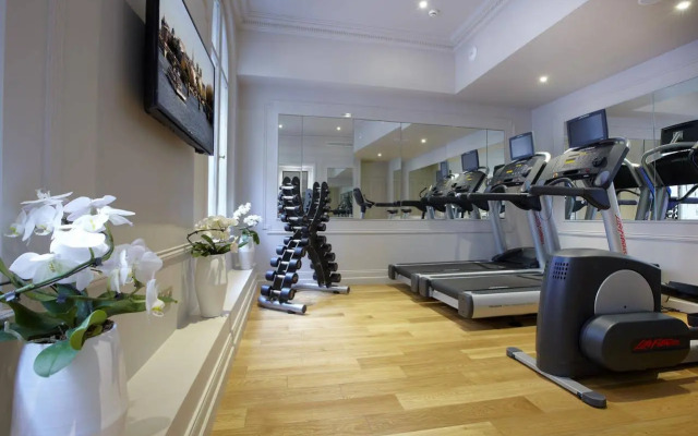 La Clef Louvre Paris by The Crest Collection