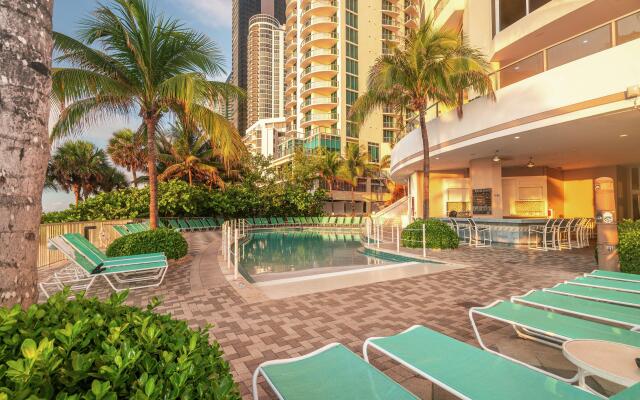 DoubleTree Resort & Spa by Hilton Ocean Point-N. Miami Beach