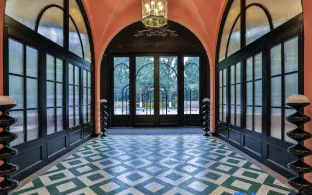 Hangzhou Linping Yushang designer hotel