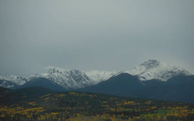 Indian Peaks Resort