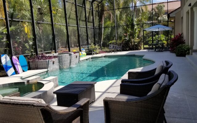 Mansion Getaway - Sleeps 24